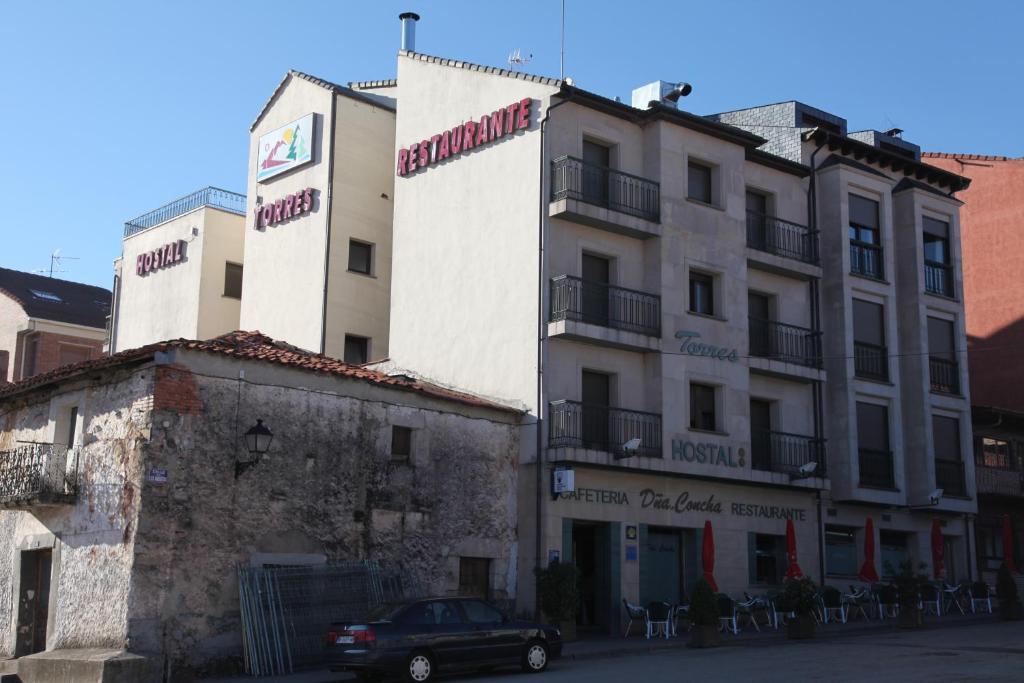 San Leonardo de Yagüe Hostal Torres מראה חיצוני תמונה